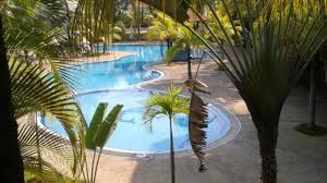 Marina height resort, teluk batik, lumut ligt in kampong tebing rabak en beschikt over een restaurant. Teluk Batik Resort Hotel In Teluk Batik Malaysia Youtube