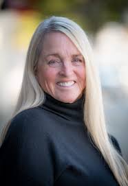 Elaine Prendergast Real Estate Associate in Kennebunk Maine