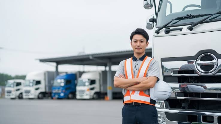 大型トラック運転手になるには？未経験から資格取得・転職成功までの完全ガイド - ドライブアップ｜ドライバー希望者と運送会社をマッチング