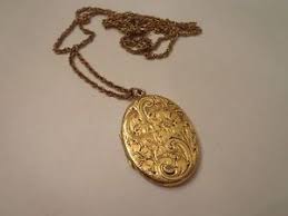 Top 5 Ways To Clean Vintage Or Tarnished Gold Jewelry Cleaning Silver Jewelry Tarnished Jewelry Cleaning Jewelry