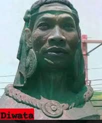 Paymus na si diwata kaya may rebulto na sya....