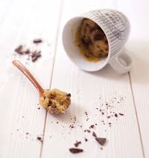 Le Fameux Mug Cake Cookie Aux Pepites De Chocolat Recette Cookies Et Biscuits Recette Mugcake Recette