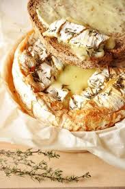 Camembert De Normandie Roti Au Four Recette Facile La Cuisine De Nathalie La Cuisine De Nathalie Recettes De Cuisine Cuisine Recette