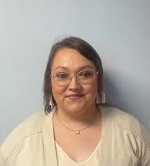 Katie Swaim's Instagram, Twitter & Facebook