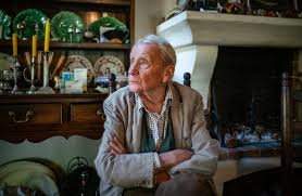 He worked as reader and professor in english language at the university of leeds from 1920 to 1925. Christopher Tolkien Keeper Of His Father S Legacy Dies At 95 The New York Times