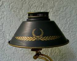 B&p lamp supply is the #1 source for wholesale lamp parts and lighting hardware. Vintage Antique Federal Toleware Lamp Shade Metal Tin Black Gold Wreath Tole Light Table Lamp Metal Lamp Shade Metal Lamp Lamp