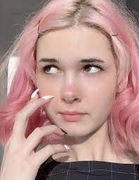 Bianca Devins Pretty People Internet Girl Pink Aesthetic