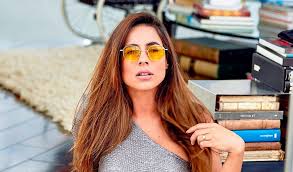 Y de charo quintero, una mujer. La Reaccion De Carla Giraldo Ante Las Criticas En Redes Sociales Kienyke