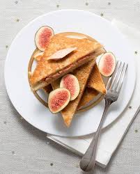 Croques Foie Gras Aux Figues Pour 6 Personnes Recettes Elle Foie Gras Recipe Food Dishes Food