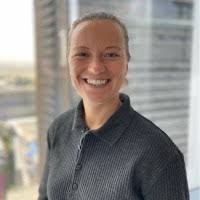 10+ "Laura Reader" profiles