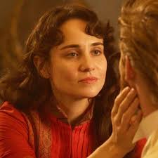 Princess Beatrice's wedding dress is going