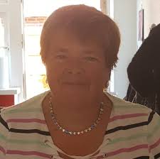 Be careful if your driving along brashfield road some man just chased my  car