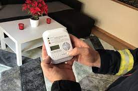 En este momento, los detectores de movimiento emplean primordialmente infrarrojos para ubicar el movimiento fuera y dentro de tu casa. Funciona Con Pilas Detector De Humo Y Monoxido De Carbono X Sense Ds51 Industria Empresas Y Ciencia Detectores De Humo