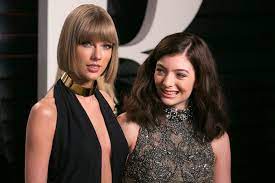 The 'mood ring' singer was critical of swift early on in her career. Lorde Addresses The Headlines That She And Taylor Swift Don T Hang Out Teen Vogue