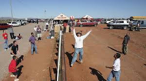 Not recommended for use on even slightly textured walls or over top of scrubbable paints. Locals Are Using The Us Mexico Border Fence As A Giant Volleyball Net Quartz
