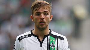 Mönchengladbach, commonly known as borussia mönchengladbach (pronounced boˈʁʊsi̯aː mœnçn̩ˈɡlatbax), mönchengladbach or gladbach. Bundesliga Kramer Seals Gladbach Return From Leverkusen Borussia Monchengladbach