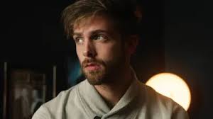 Hit Me Back (feat. Social House)