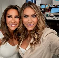 Speaking of HOT, confident, strong conservative American women, look who I  bumped into in the Fox News hallway!! My friend Lara Trump! @LaraLeaTrump  Tune in to her show @MyViewFNC Saturday night on