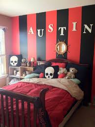 Black And Red Room Paint B808dea77179ba53fb8ce77671a49e9d Jpg 1 200 1 606 Pixels Bedroom Red Red Bedroom Decor Pirate Bedroom Decor