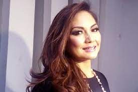 Lirik Dan Chord Lagu Gelas Gelas Kaca Dari Nia Daniaty Halaman All Kompas Com