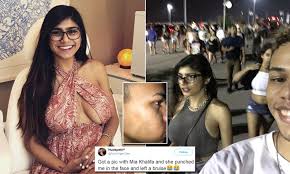 She began acting in pornography in october 2014, becoming the most viewed performer on pornhub in two months. Mia Khalifa Punches A Fan For Taking Her Picture Daily Mail Online