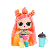 Unbox her fashions and accessories, then dress her and show off her outrageous style. Amazon Com L O L Surprise 557067 Hairgoals Makeover Series 2 With 15 Surprises Multicolor Toys Games