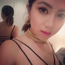 G.E.M. 鄧紫棋- 好棒的人一起工作的感覺真棒。城市晚安。