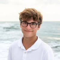 Carson Garrett (@CarsonGarrett_)