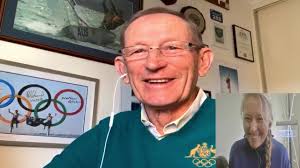 What healthy habits are you creating this week? 👂 Me, my workout routine.  🏋️‍♀️ Locking my workouts into my diary and sticking to them. 📅 Just like  a regular appointment that's important