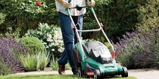 Ist das rasenmähen zur mittagszeit erlaubt? Laute Gartenarbeit Rasenmahen Nicht Zu Jeder Tageszeit Erlaubt Kolner Stadt Anzeiger