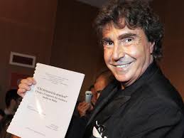 Stefano d'orazio è il terzo e ultimo album del gruppo musicale italiano vernice. Stefano D Orazio Morto Dalle Feste A Ostia Antica All Addio Ai Pooh Corriere It