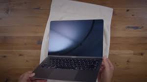 Shut the computer off and apple maintains that you shouldn't use abrasives or cleaners containing solvents that might damage the finish, whereas pc laptop manufacturers all. Mac 101 The Best Way To Clean Your Macbook S Screen Video 9to5mac