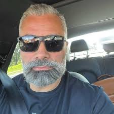 Ricky Marrero (@RickyMarrero8)