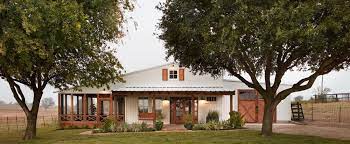 It seems like we have a hard enough time keeping up with the jones' these days, but what about keeping up with the take this amazing farmhouse in waco listed for sale by magnolia reality, for example. Episode 14 Season 5 Hgtv S Fixer Upper Chip Jo Gaines