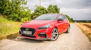 Pricing information is not yet available, but the fastback shouldn't cost more than the hatchback. Hyundai I30 N Line 1 4 T Gdi Im Test Prazise Dynamik Automativ De Das Auto Magazin