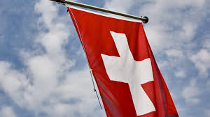 Suiza está buscando 85.000 trabajadores con sueldos de hasta 6.500 euros: si eres español, estos son los requi