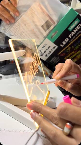 Tabla de luz led para #dibujo #calco #radiografía y más! Este y otros  productos los puedes encontrar en nuestra web: www.helgueraimport.uy  @helgueraimportaciones