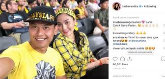 Bagaimanapun aidil, yang dibebaskan dengan ikat jamin sebanyak rm4,000 pada desember tahun lalu kini aktif di media sosial dengan memuat naik beberapa gambarnya yang ternyata berbadan dalam drama ini, terlihat aidil tak berbaju sehinggakan menampakkan tubuhnya yang sasa dan kekar. Video Aidil Bawa Fasha Sandha Ke Stadium Bukit Jalil Tengok Bola Yoy Network