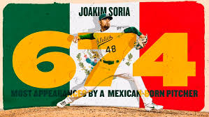 Joakim soria came on to try to secure the save for the diamondbacks. Mlb Grandes Ligas Beisbol Joakim Soria Se Convierte En El Mexicano Con Mas Partidos Lanzados En La Historia Marca Claro Mexico