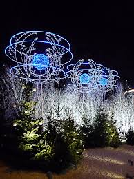 Les Illuminations Du Rond Point Des Champs Elysees Paris 8e Illumination Noel Rond Point Et Illuminations De Noel