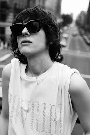  Hari Nef Showstudio