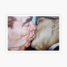 Michail gorbatschow biografie mit den wichtigsten stationen im leben des russischen staatsmannes und reformpolitikers michail gorbatschow. Gorbatschow Kuss