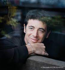 En animateurs et on a créé des formats qui sont complètement nouveaux. Patrick Bruel Qui A Le Droit Lyrics Genius Lyrics