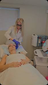 Cheers to the incredible Dr. Laura Schiffer