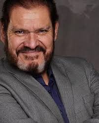 SON CONSIDERADOS LOS MÁXIMOS REPRESENTANTES JUARENSES EN LA INDUSTRIA DEL  ESPECTÁCULO -El cantautor Juan Gabriel “El Divo de Juárez” Considerado como  uno de los cantantes y compositores más reconocidos en la historia