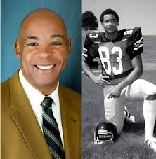 Dan Fouts fires a single-game career-best 6 TDs, while Kellen Winslow  snares an NFL single-game record-tying 5 TD receptions in a 55-21 win over  Oakland, 1981