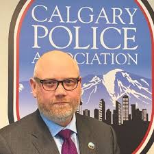 Lee Dunbar (@LeeDunbar3498)