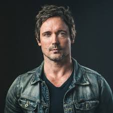 songwriting #sync #musicforadvertising #musicforfilm #musicfortv  #musicproduction #musicsupervision #love #friendship #humanconnection