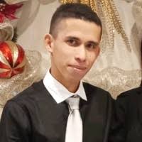 60+ "Efren Guzmán" profiles