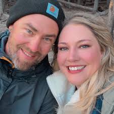 Looking for a hairdresser for a textured lob cut?